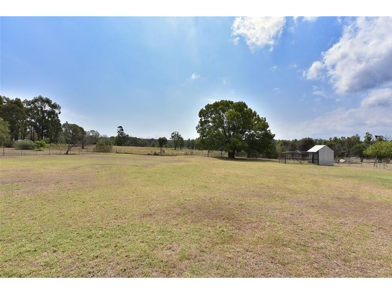 65 Charles Street, Abermain NSW 2326