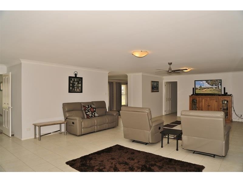 56 Forbes Crescent, Cliftleigh NSW 2321