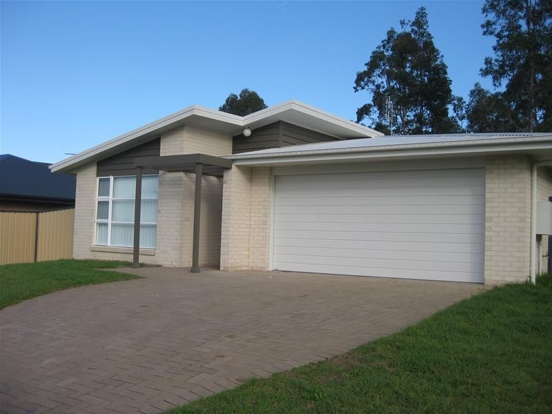 4 Chablis Drive, Cessnock NSW 2325