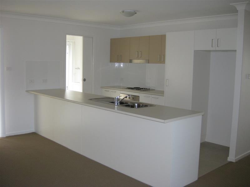 4 Chablis Drive, Cessnock NSW 2325