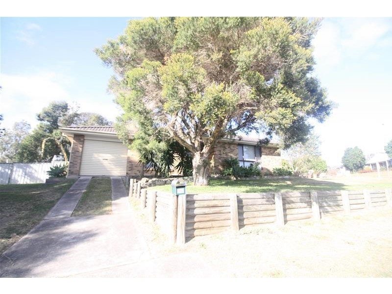 39 Evatt Street, Pelaw Main NSW 2327