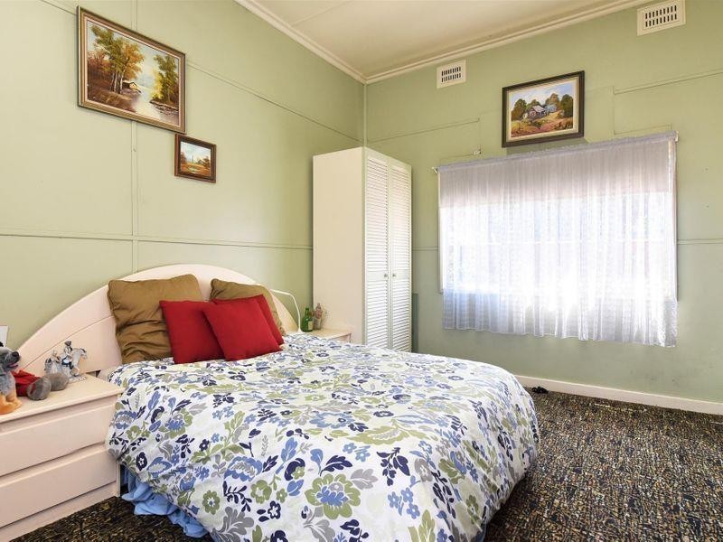 60 Cessnock Road, Weston NSW 2326