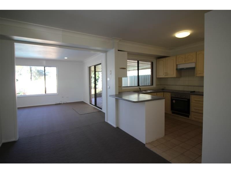 35 Evatt Street, Pelaw Main NSW 2327