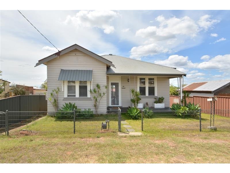 23 Merthyr Street, Kurri Kurri NSW 2327