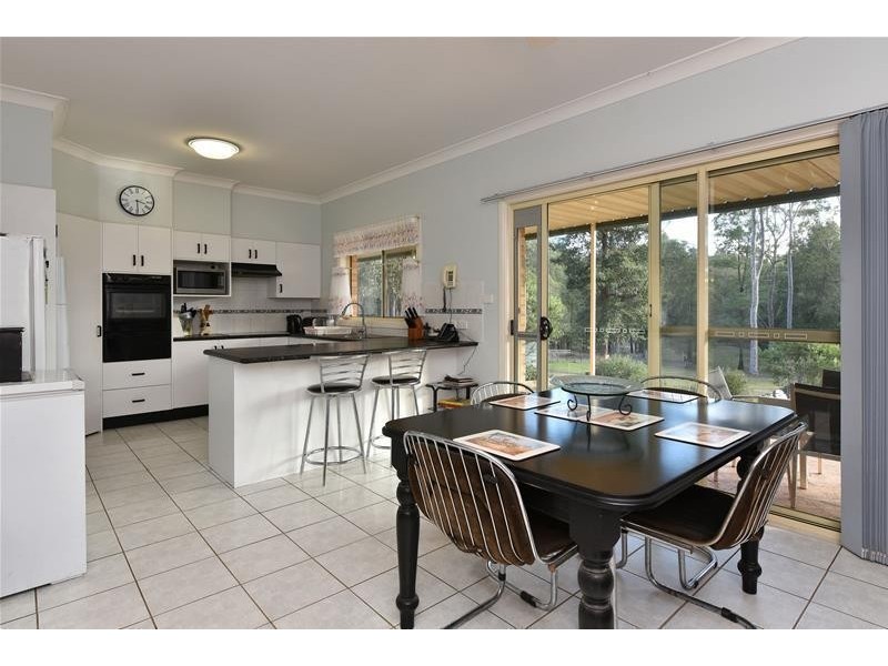 248 Ellalong Road, Ellalong NSW 2325