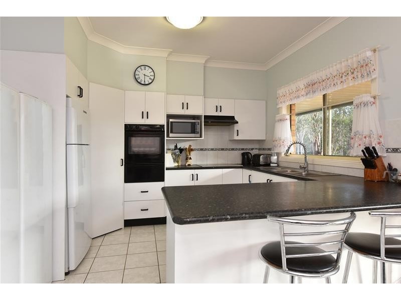 248 Ellalong Road, Ellalong NSW 2325