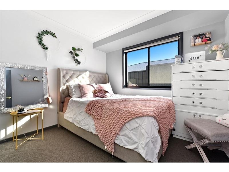 25 Brokenwood Avenue, Cliftleigh NSW 2321