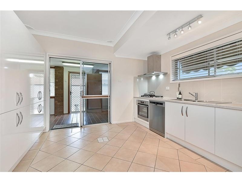 14 Fourth Street, Weston NSW 2326