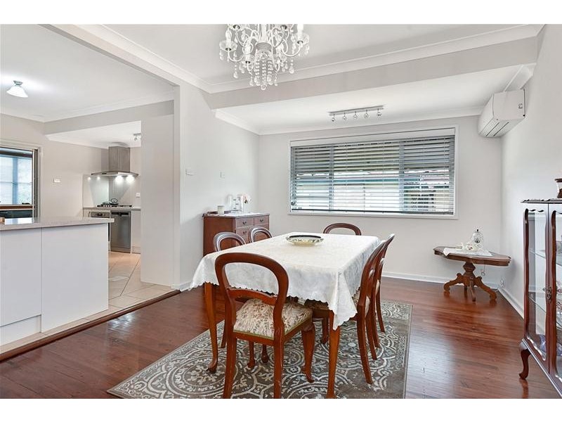 14 Fourth Street, Weston NSW 2326