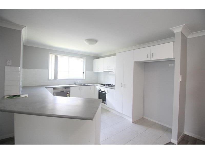 11 Undercliff Street, Cliftleigh NSW 2321