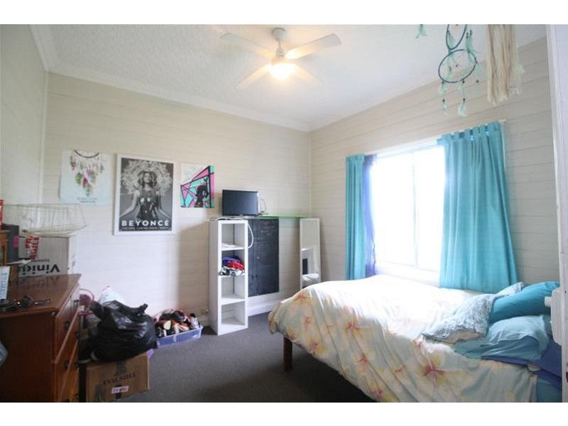 12 Government Road, Weston NSW 2326