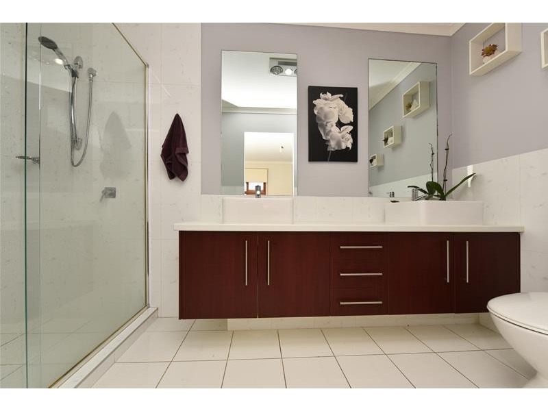 41 Cleveland Street, Cameron Park NSW 2285