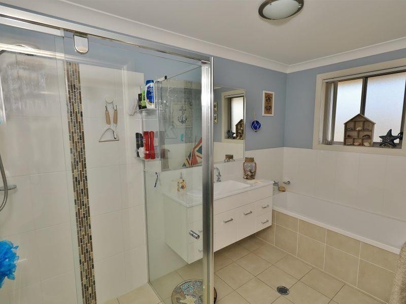 18A Ashleigh Street, Heddon Greta NSW 2321