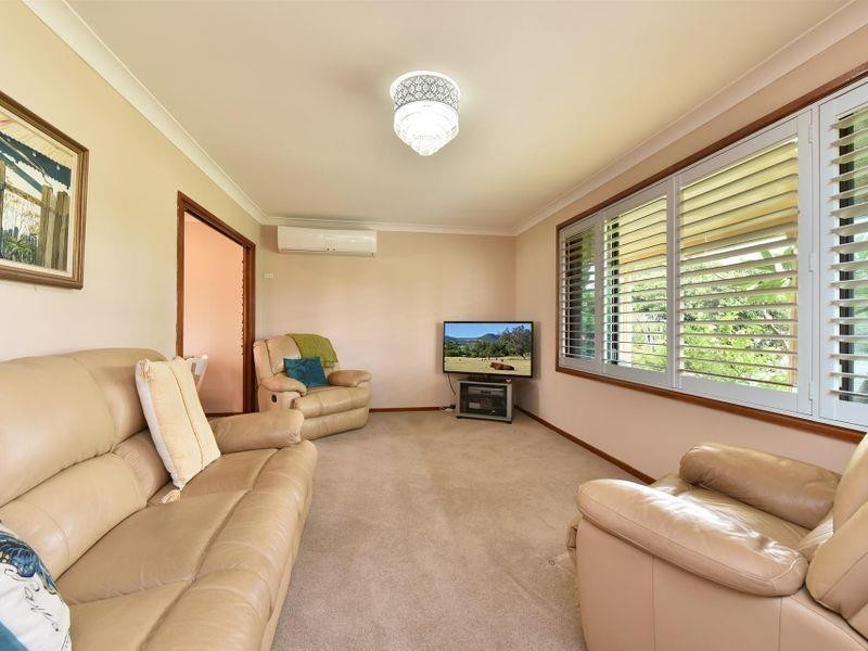 12 Eighth Street, Weston NSW 2326