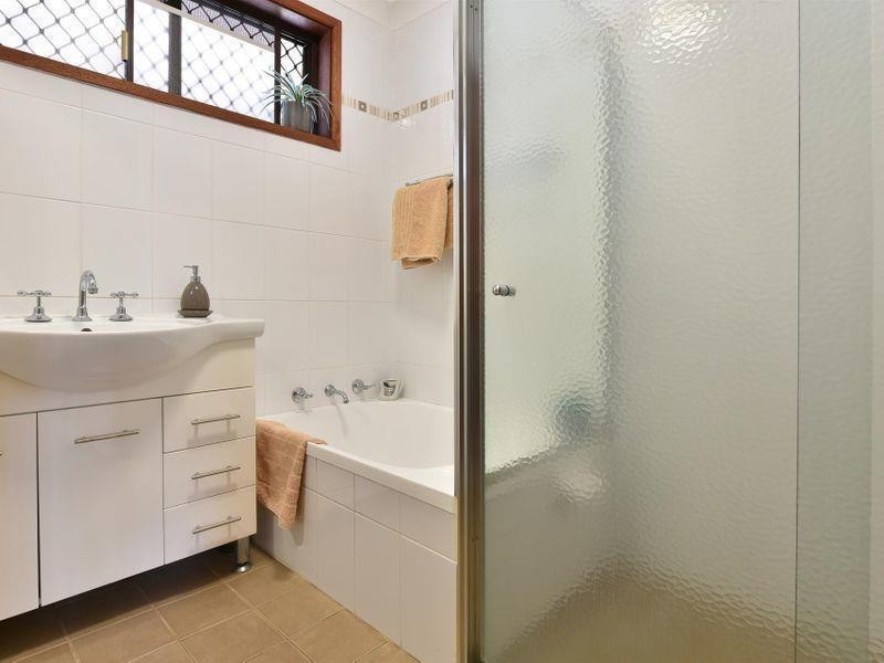 12 Eighth Street, Weston NSW 2326