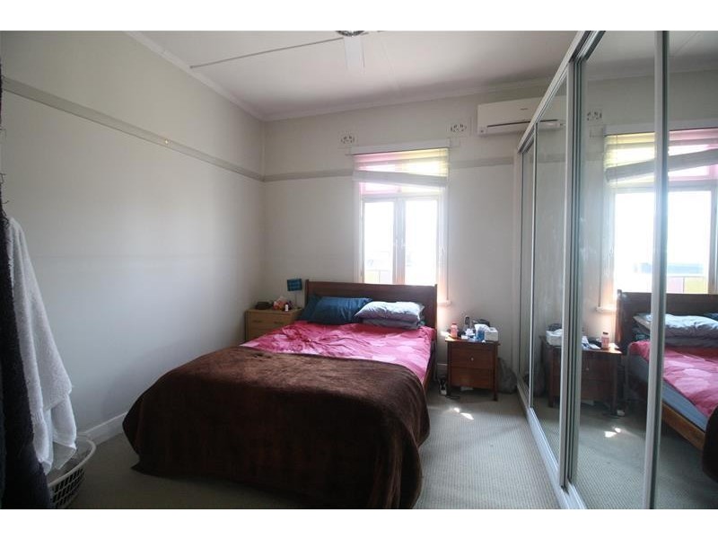 25 Lang Street, Kurri Kurri NSW 2327