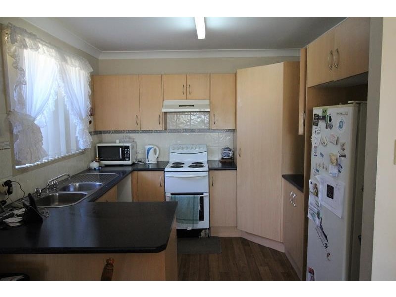 2/194A Maitland Street, Kurri Kurri NSW 2327