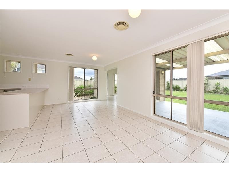 30 Avondale Drive, Thornton NSW 2322