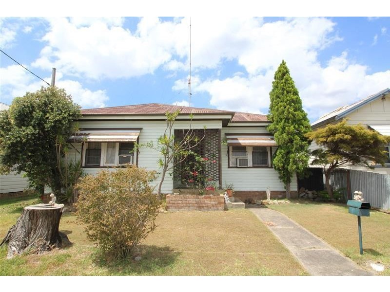 30 Lang Street, Kurri Kurri NSW 2327