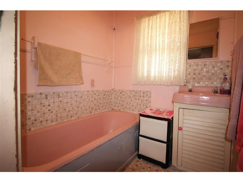 30 Lang Street, Kurri Kurri NSW 2327