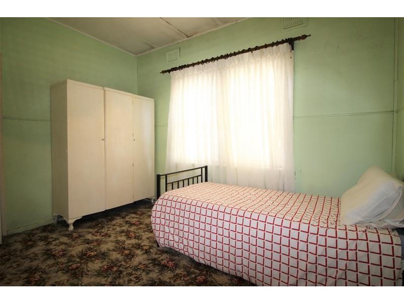 30 Lang Street, Kurri Kurri NSW 2327