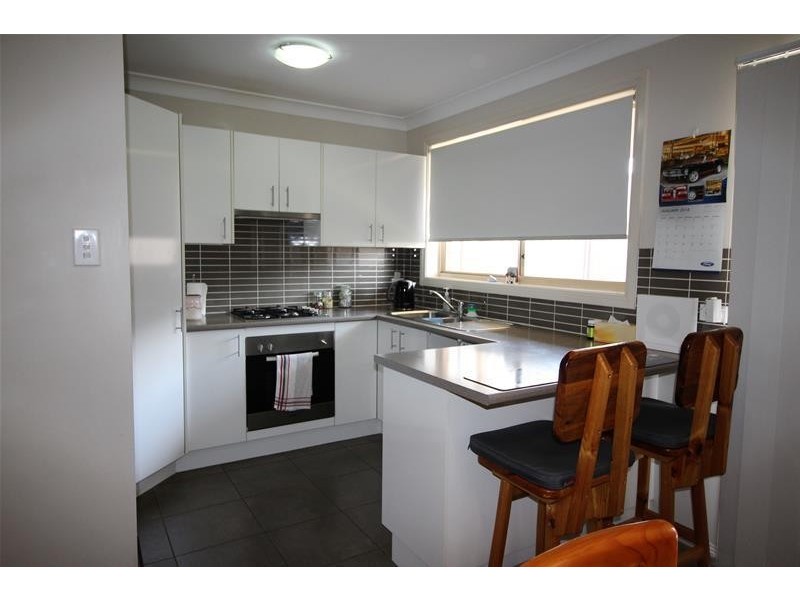 2/119 Melbourne Street, Aberdare NSW 2325