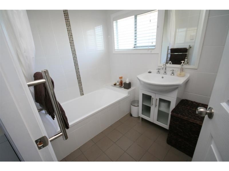 38 Melbourne Street, Abermain NSW 2326