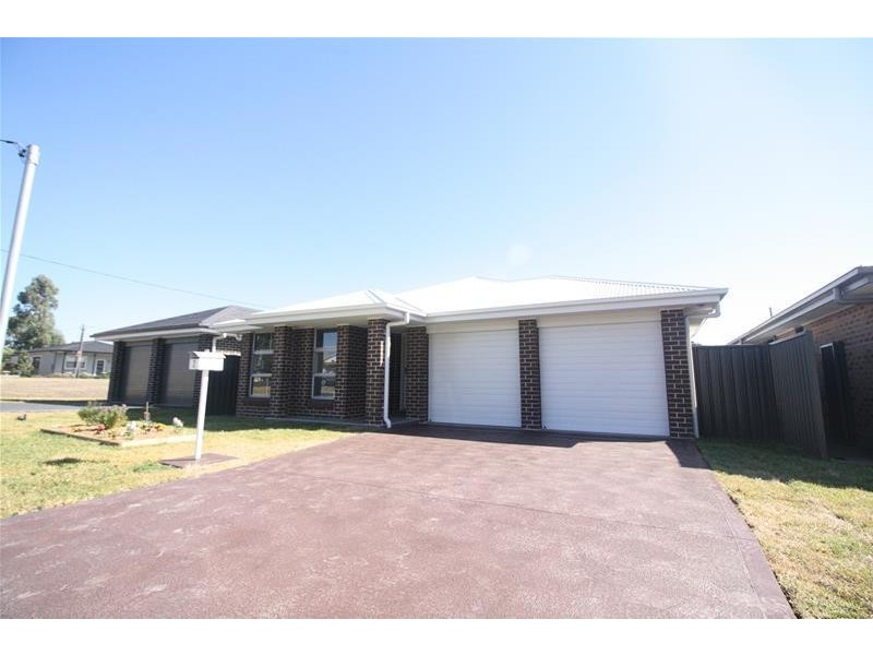 2 Weston Street, Weston NSW 2326