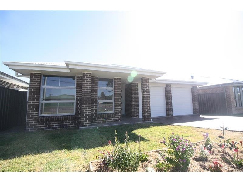 2 Weston Street, Weston NSW 2326