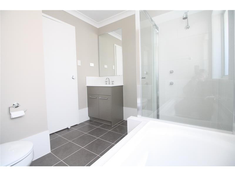 2 Weston Street, Weston NSW 2326