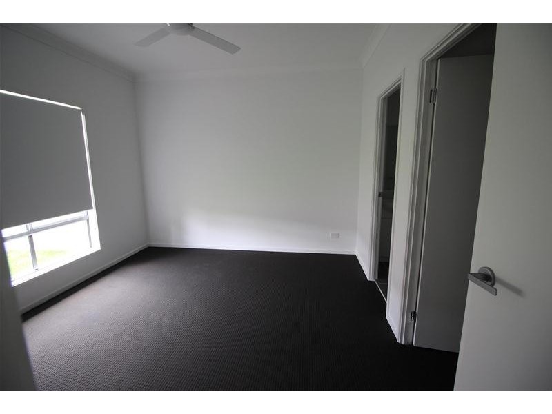 2/37a Third Street, Weston NSW 2326
