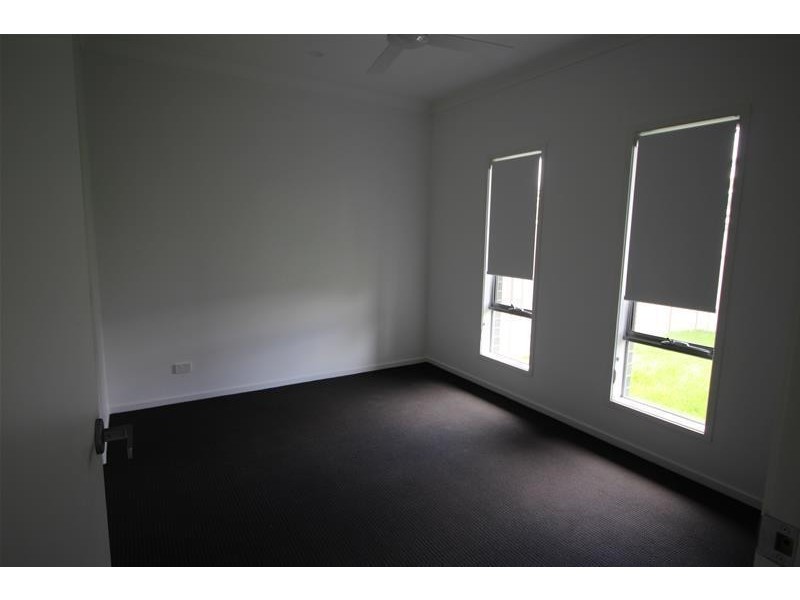 2/37a Third Street, Weston NSW 2326
