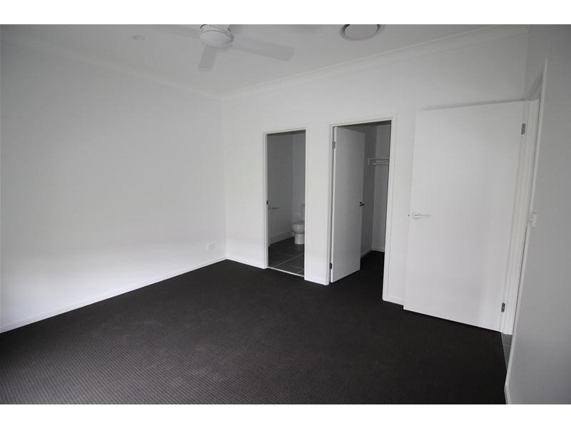 2/37a Third Street, Weston NSW 2326
