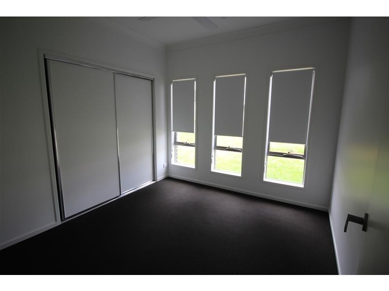 2/37a Third Street, Weston NSW 2326