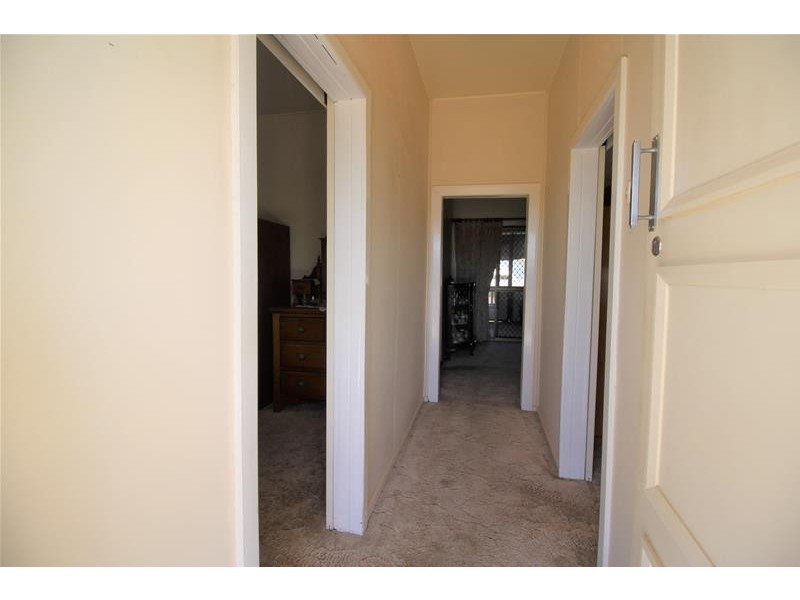 2 Barton Street, Kurri Kurri NSW 2327