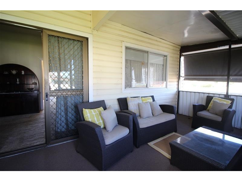 2 Barton Street, Kurri Kurri NSW 2327