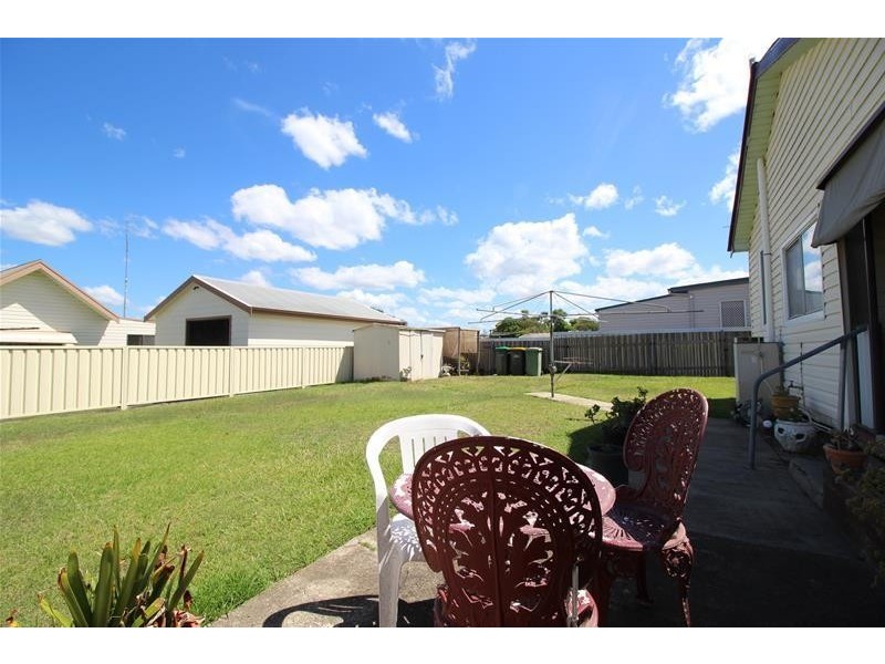 2 Barton Street, Kurri Kurri NSW 2327