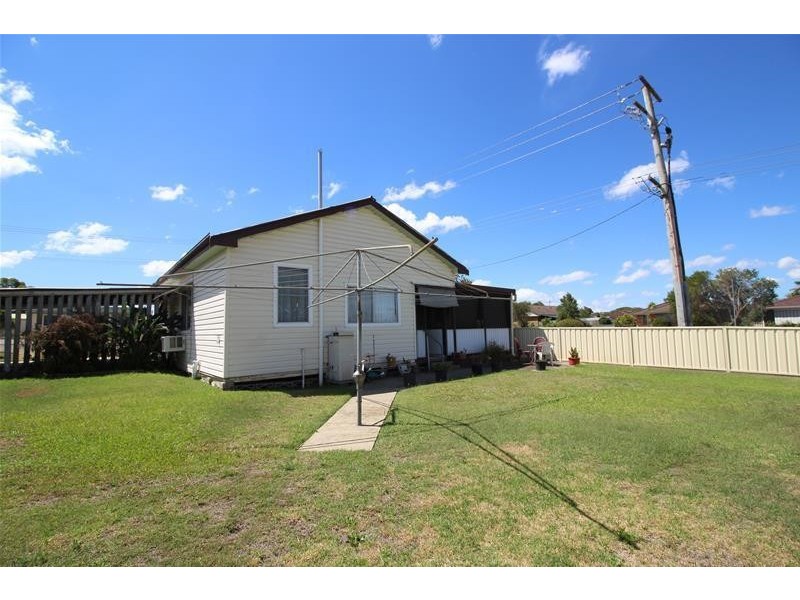 2 Barton Street, Kurri Kurri NSW 2327