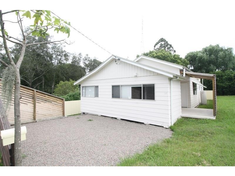 16 William Street, Abermain NSW 2326