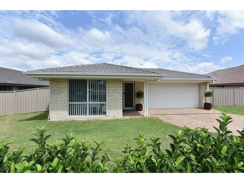 29 Ashton Drive, Heddon Greta NSW 2321