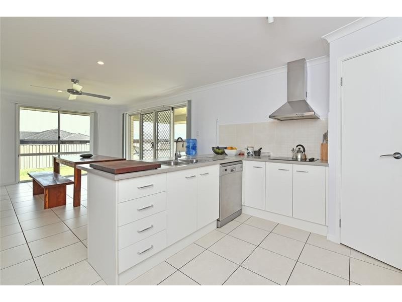 29 Ashton Drive, Heddon Greta NSW 2321