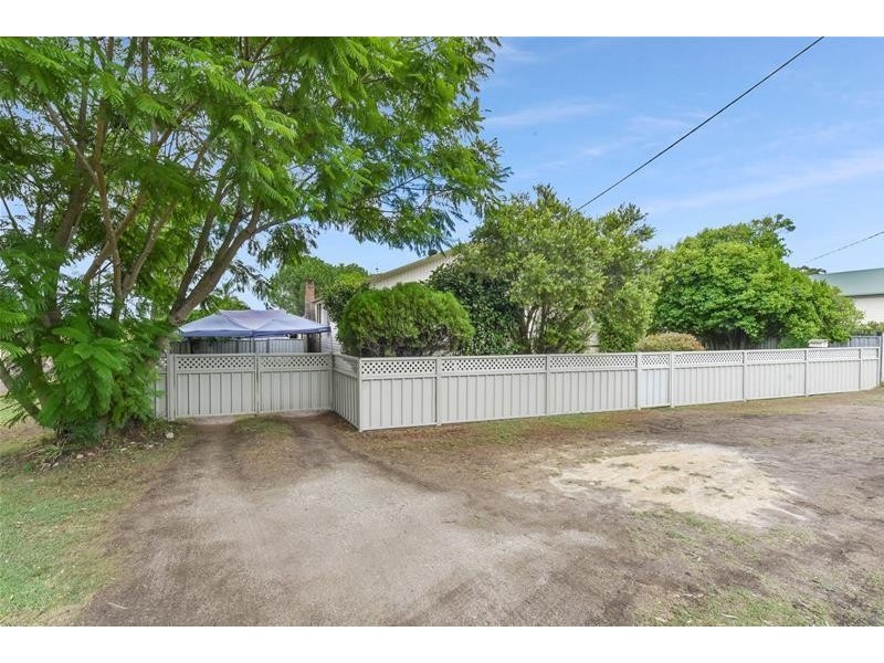 2 Clark Street, Weston NSW 2326