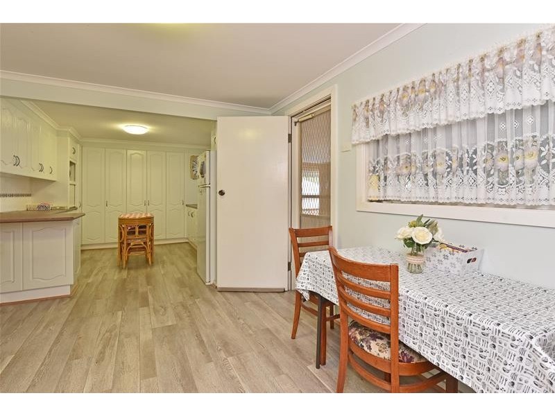 2 Clark Street, Weston NSW 2326
