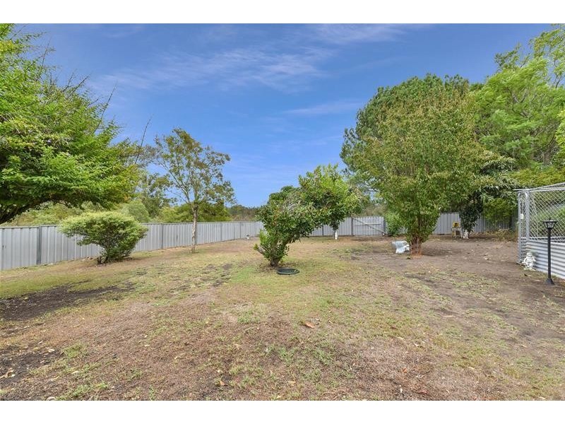 2 Clark Street, Weston NSW 2326