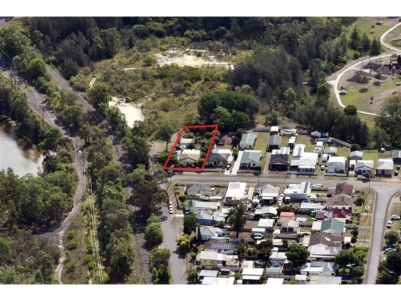 2 Clark Street, Weston NSW 2326