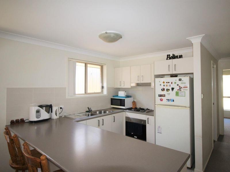 17 Lonsdale Place, Kurri Kurri NSW 2327