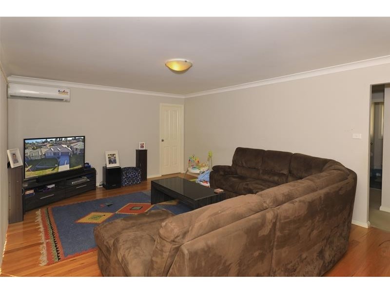 15 Fairview Place, Cessnock NSW 2325