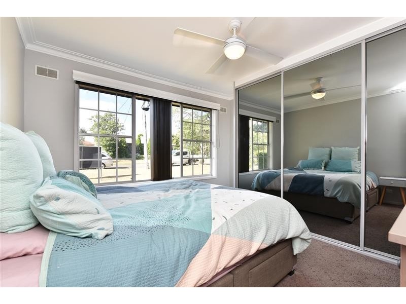 9 Fifth Street, Weston NSW 2326