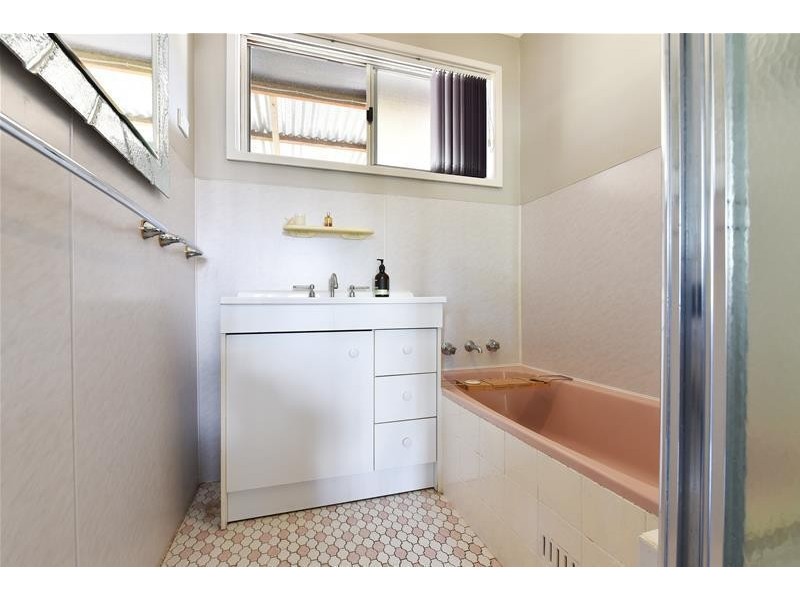 9 Fifth Street, Weston NSW 2326