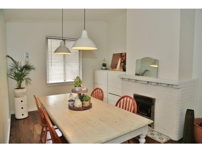 13 Cooper Street, Cessnock NSW 2325